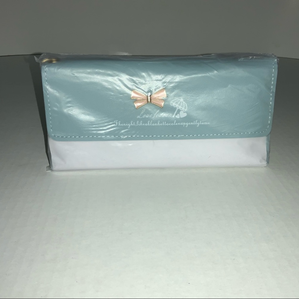 Ladies Wallets - Picture 5 of 5
